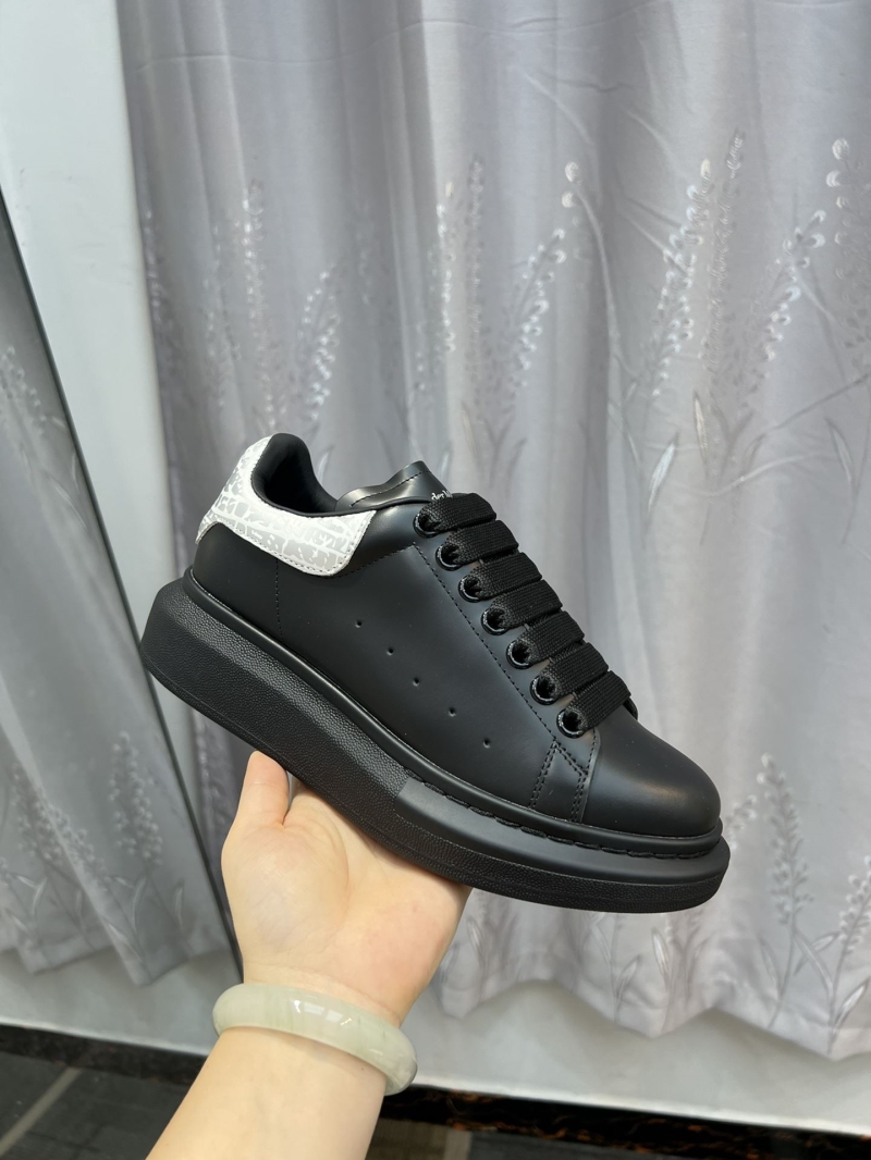 Alexander Mcqueen Casual Shoes